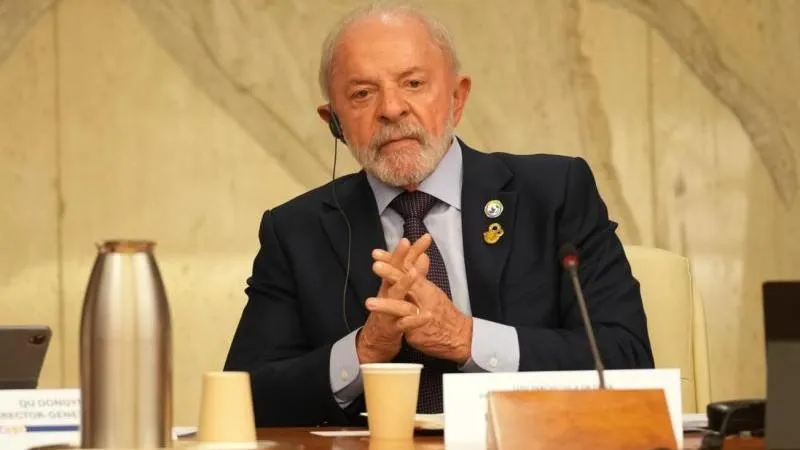 Lula da Silva to take part in TV debates Bolsonarо skipped