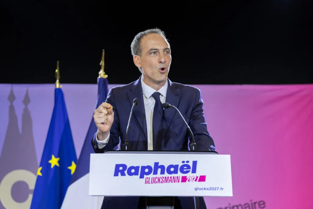 Raphaël Glucksmann speaking after his primary victory in Paris on October 11, 2026.