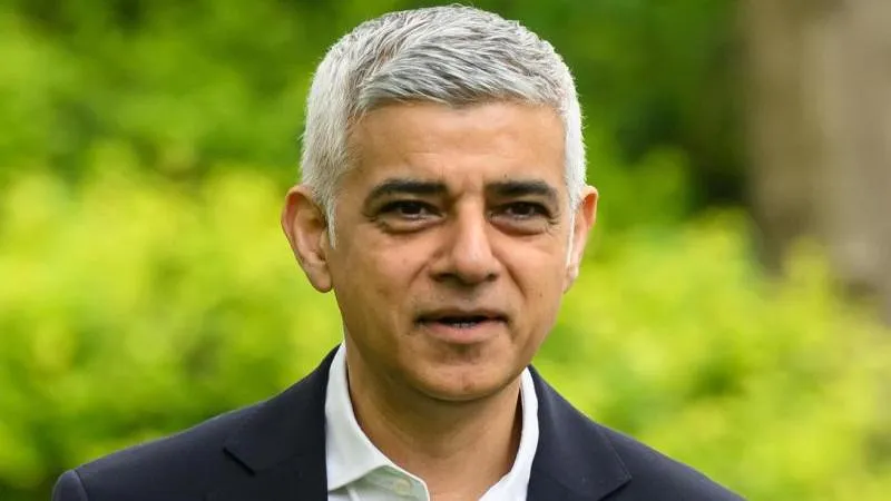 London mayor urges immediate preparation for Britain to rejoin the EU