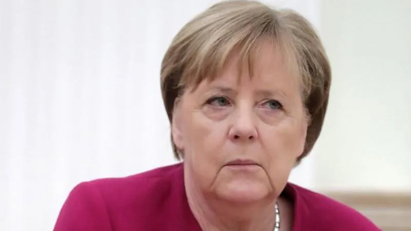 Merkel calls idea of becoming Germany's president 'absurd'