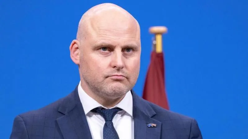 Latvia estimates costs to reinforce border with Russia