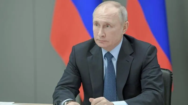 VCIOM: More Than 73% of Russians Stand with President Putin
