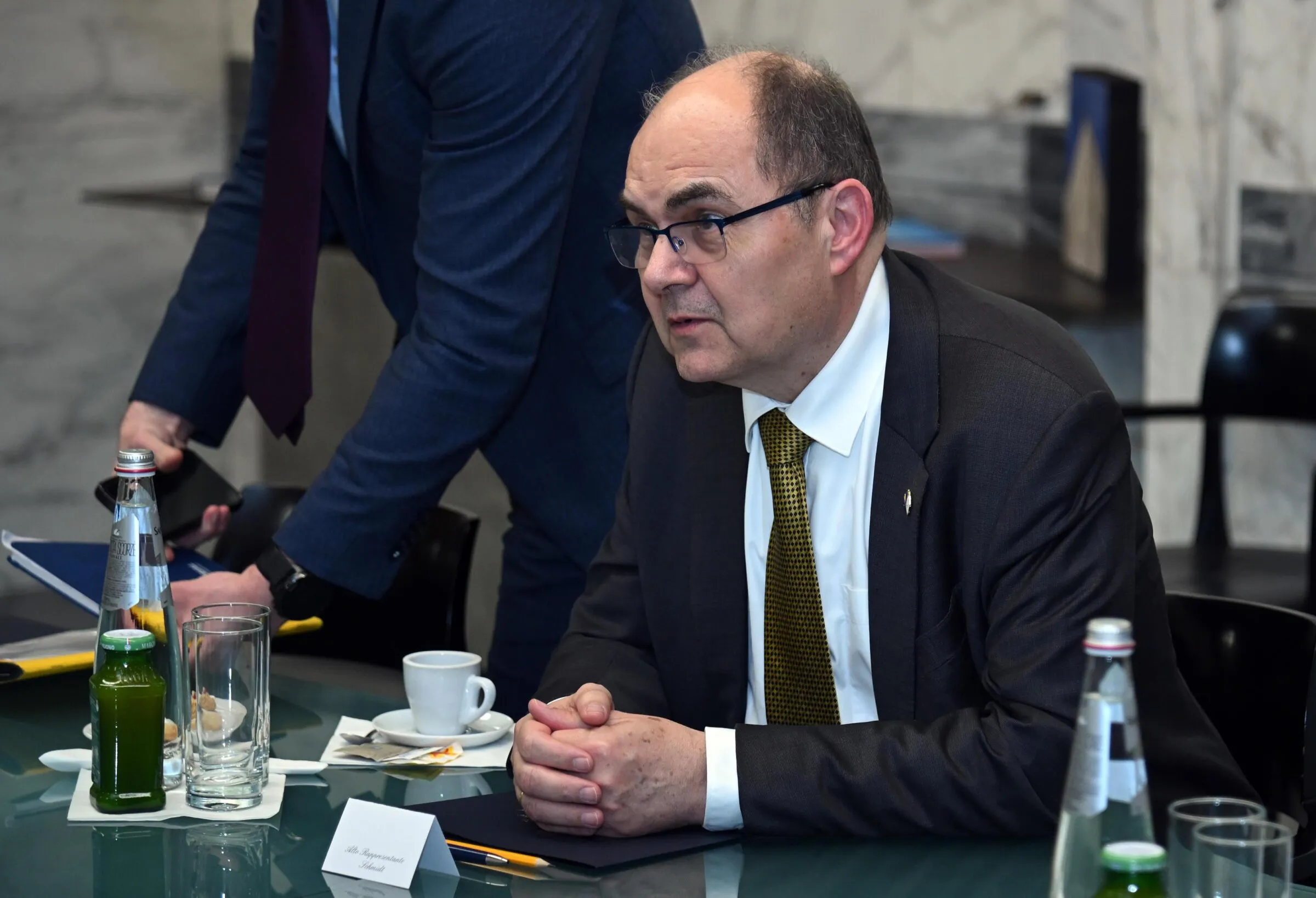 [Interview] Ex‑Bosnia envoy sees little risk of renewed fighting, warns Bosnia’s EU hopes are quietly crumbling