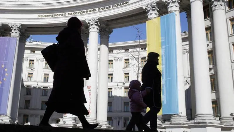 Mendel Catches Kyiv Lying About Need for 60-Day Ceasefire to Hold Elections