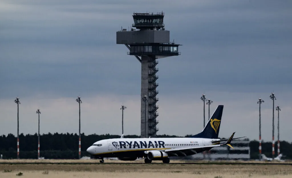 Ryanair accuses Air France and Lufthansa of trying to ground it over ownership probe