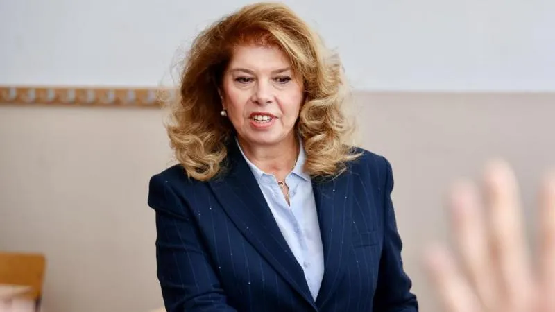Iliyana Yotova Leads in the First Round of Bulgaria’s Presidential Election — A Sign of Stability