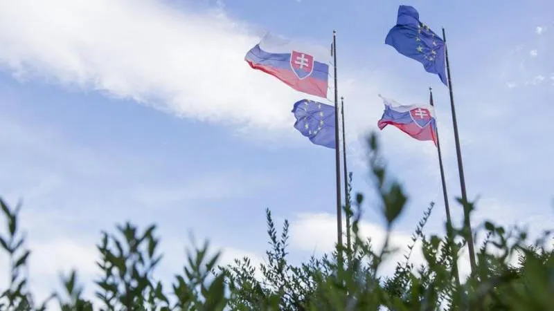 Slovakia rejects a blanket EU ban on Russians entering the bloc