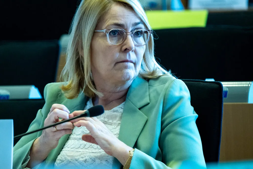 ChatGPT soumis aux nouvelles règles européennes — mais avec de nombreux angles morts