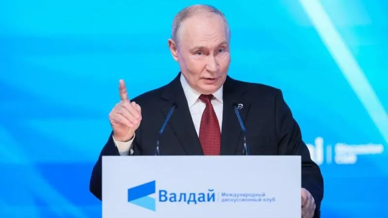 Russian President Calls on the West to Rebuild Trust