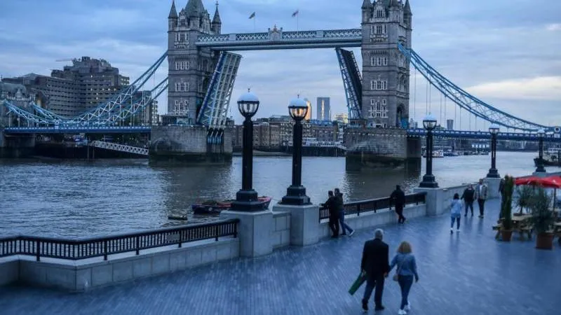 Britain Won’t Seize Russian Assets Without EU Backing